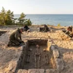 5,500-Year-Old DNA Reveals Complex Extended Family Burials in Stone Age Sweden