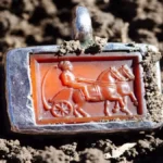 UK Metal Detectorist Uncovers ‘Richard’s Secret’ Medieval Treasure